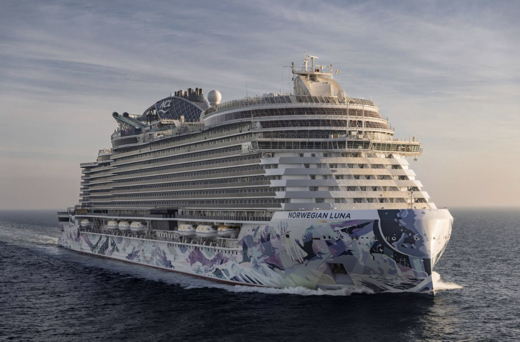 Cruise Ship